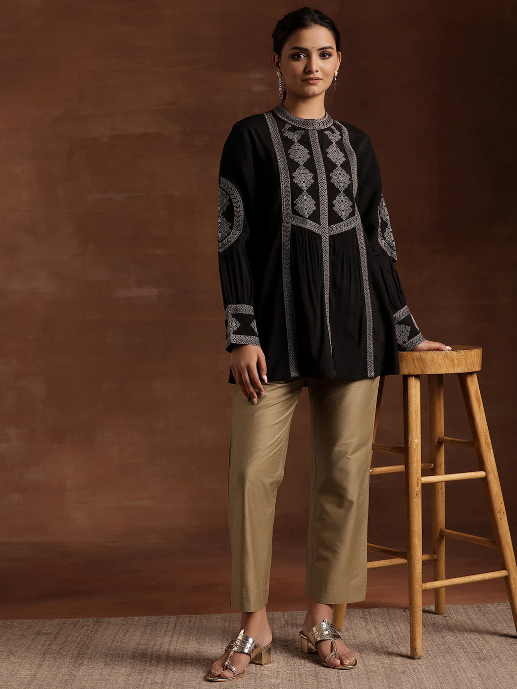 Libas Gold Solid Silk Trousers