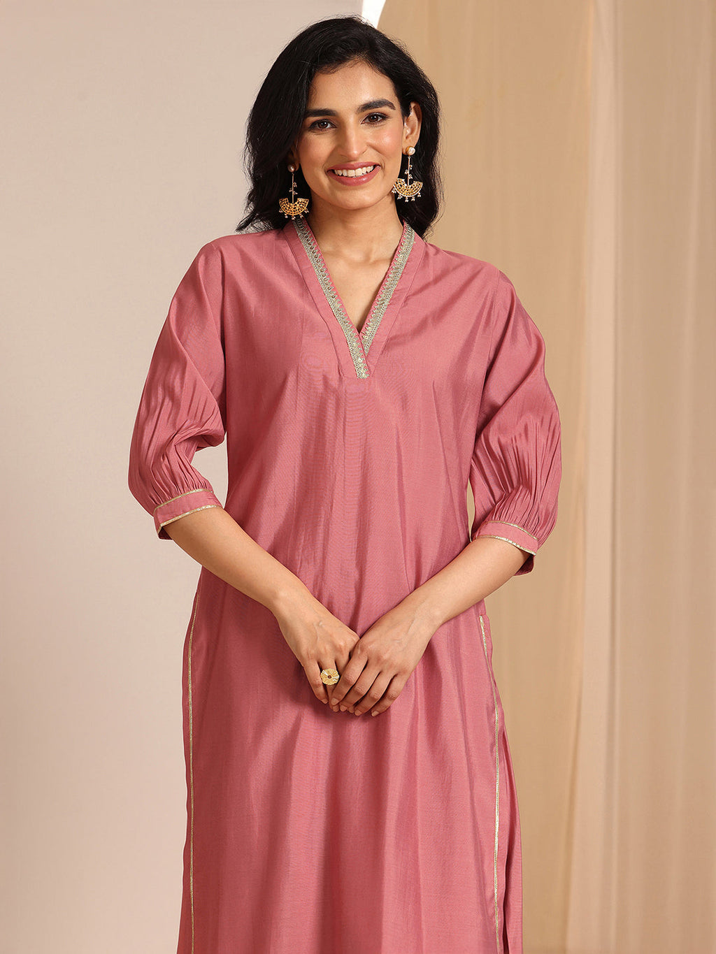 Gerua Peach Solid Silk Blend Straight Suit Set With Dupatta