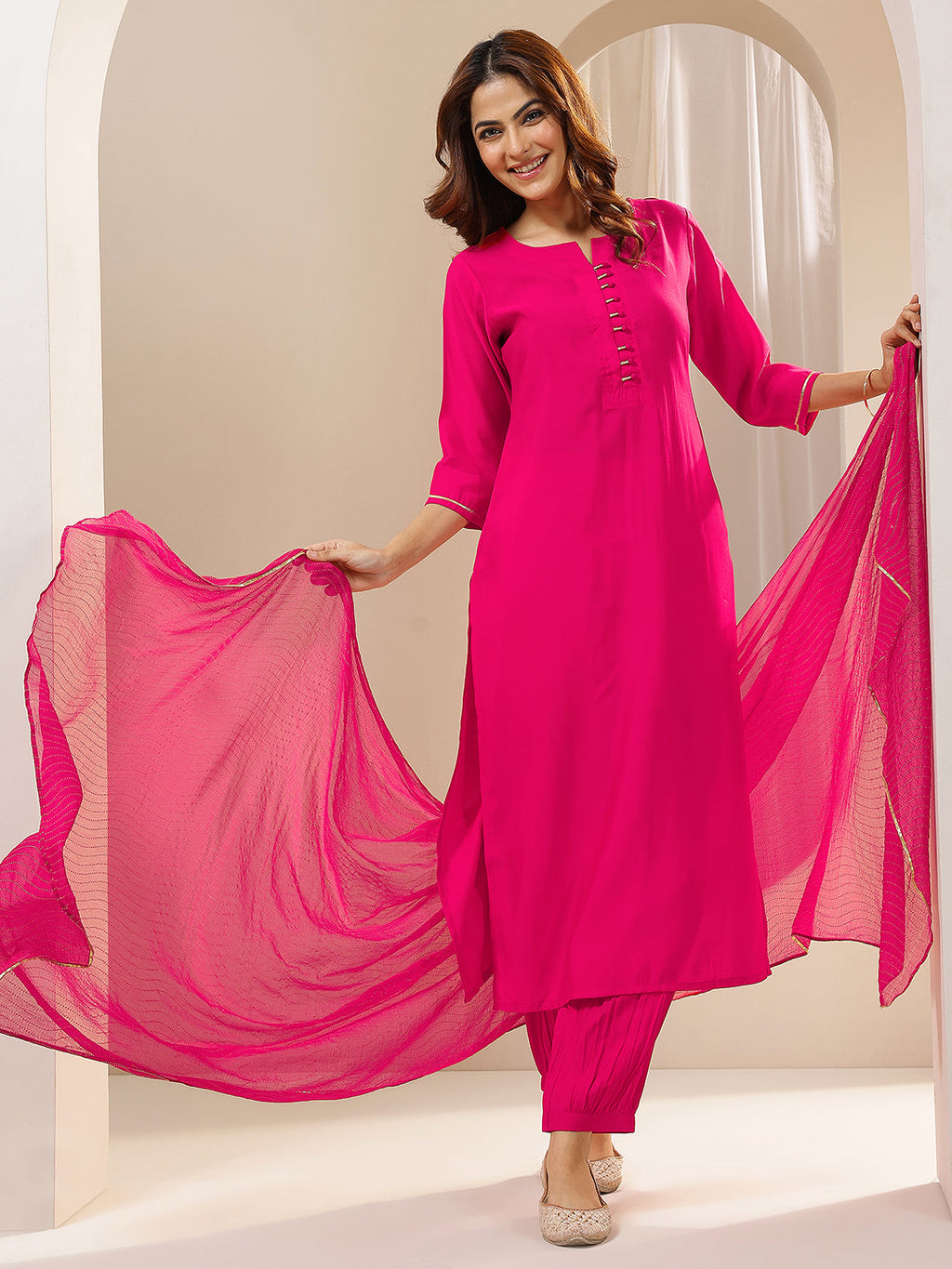 Gerua Pink Solid Silk Blend Straight Suit Sets With Dupatta
