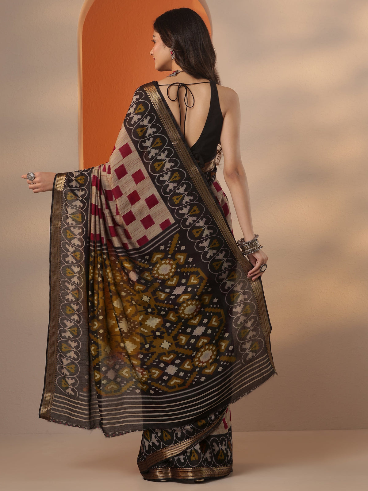 Libas Beige Printed Silk Blend Saree With Unstitched Blouse Piece