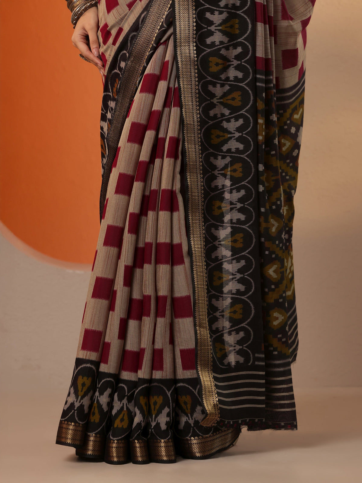 Libas Beige Printed Silk Blend Saree With Unstitched Blouse Piece
