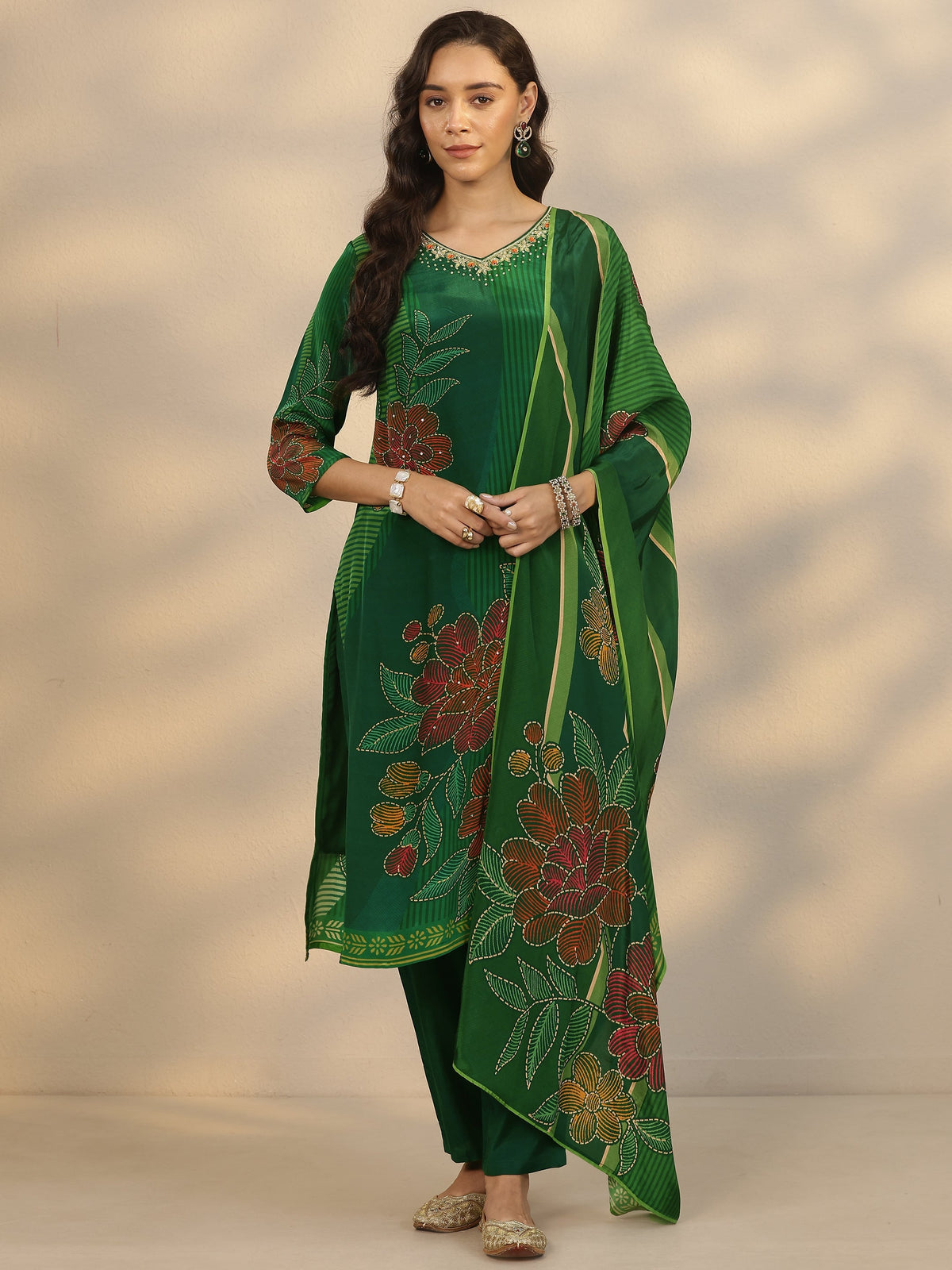 Libas Green Printed Crepe Straight Suit Set With Dupatta