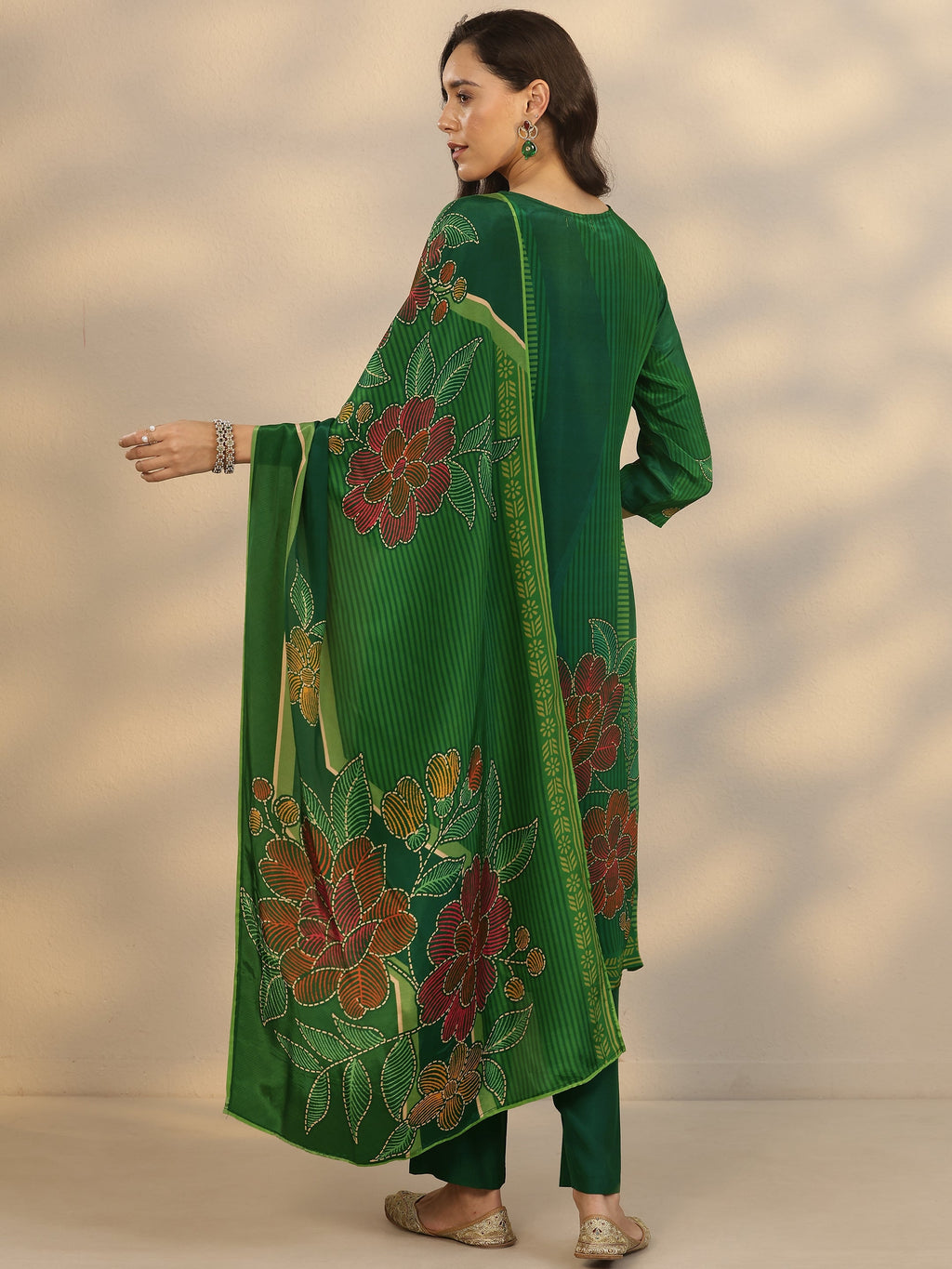Libas Green Printed Crepe Straight Suit Set With Dupatta