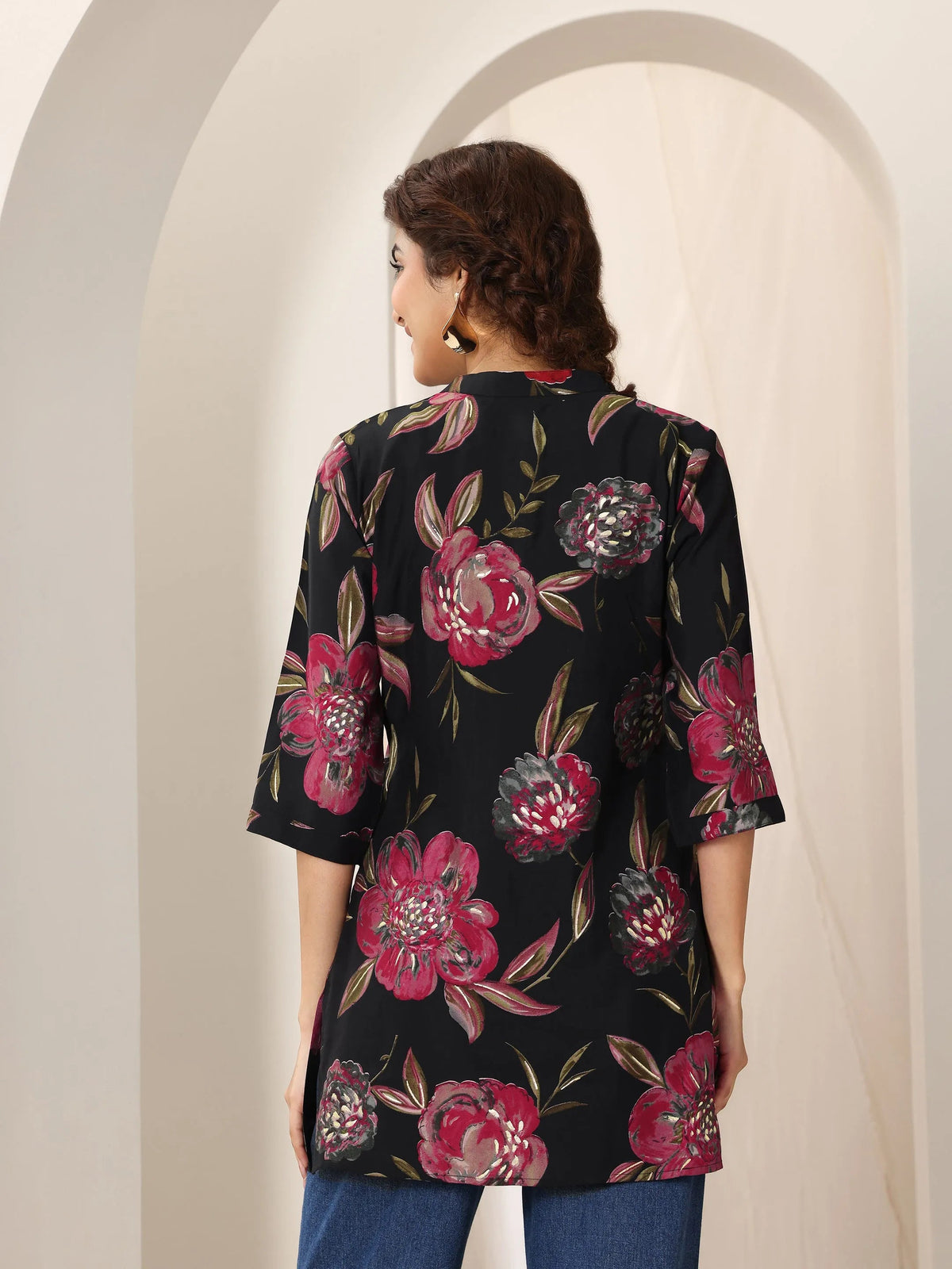 Libas Black Printed Silk Blend Straight Short Kurti
