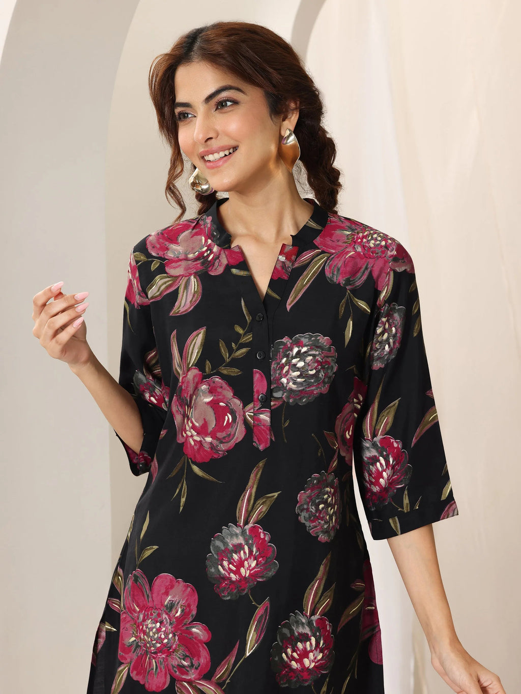 Libas Black Printed Silk Blend Straight Short Kurti