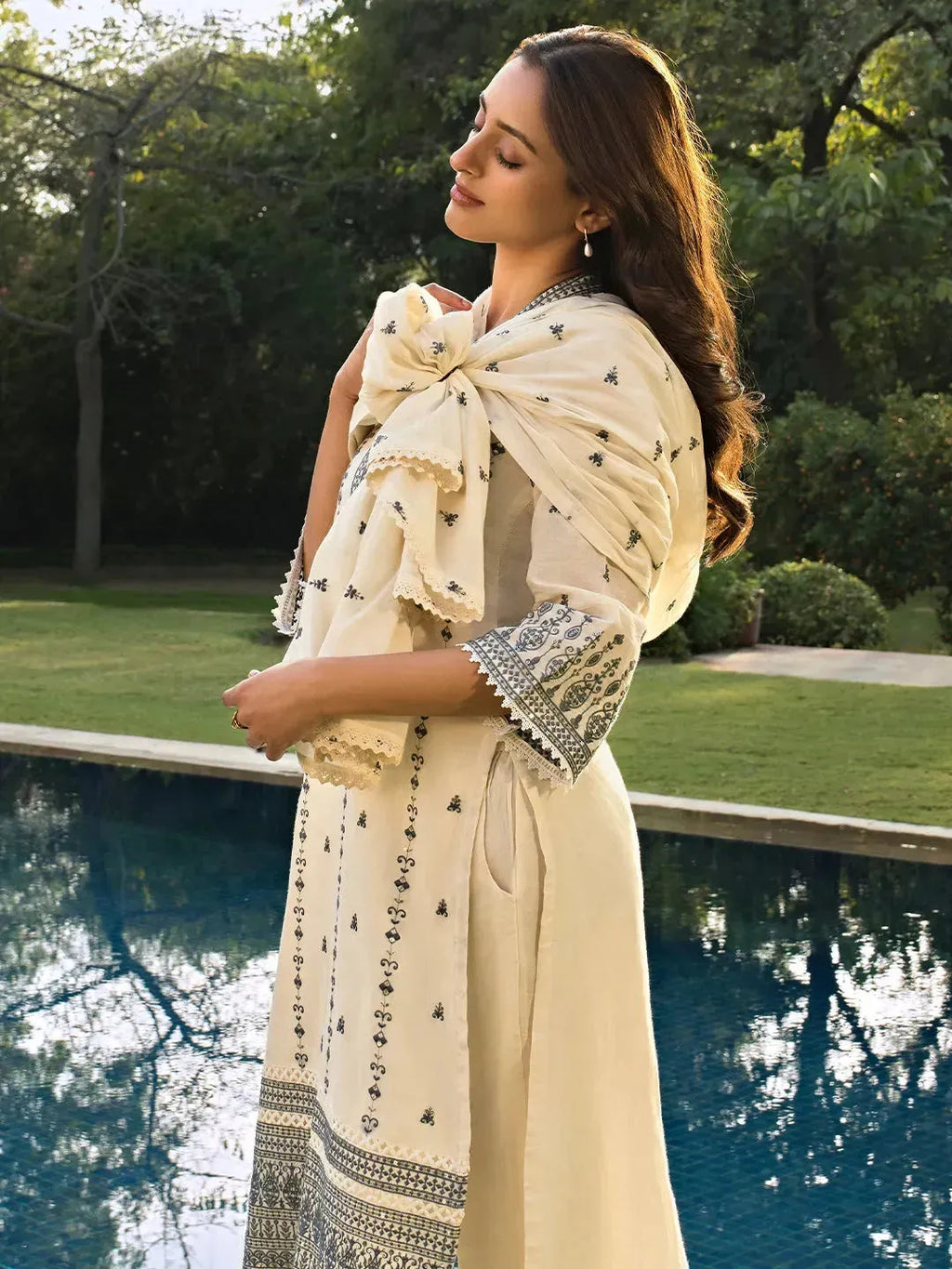 Libas Off White Embroidered Cotton Straight Suit Set With Dupatta