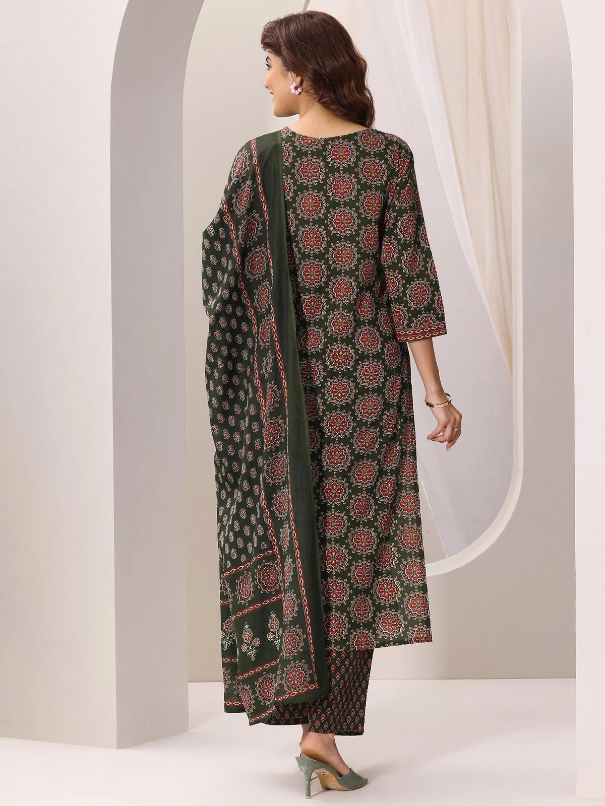 Libas Green Printed Cotton Straight Suit Set With Dupatta