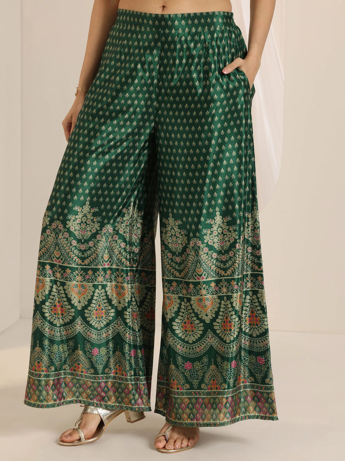 Libas Green Printed Chinon Straight Suit Set With Dupatta