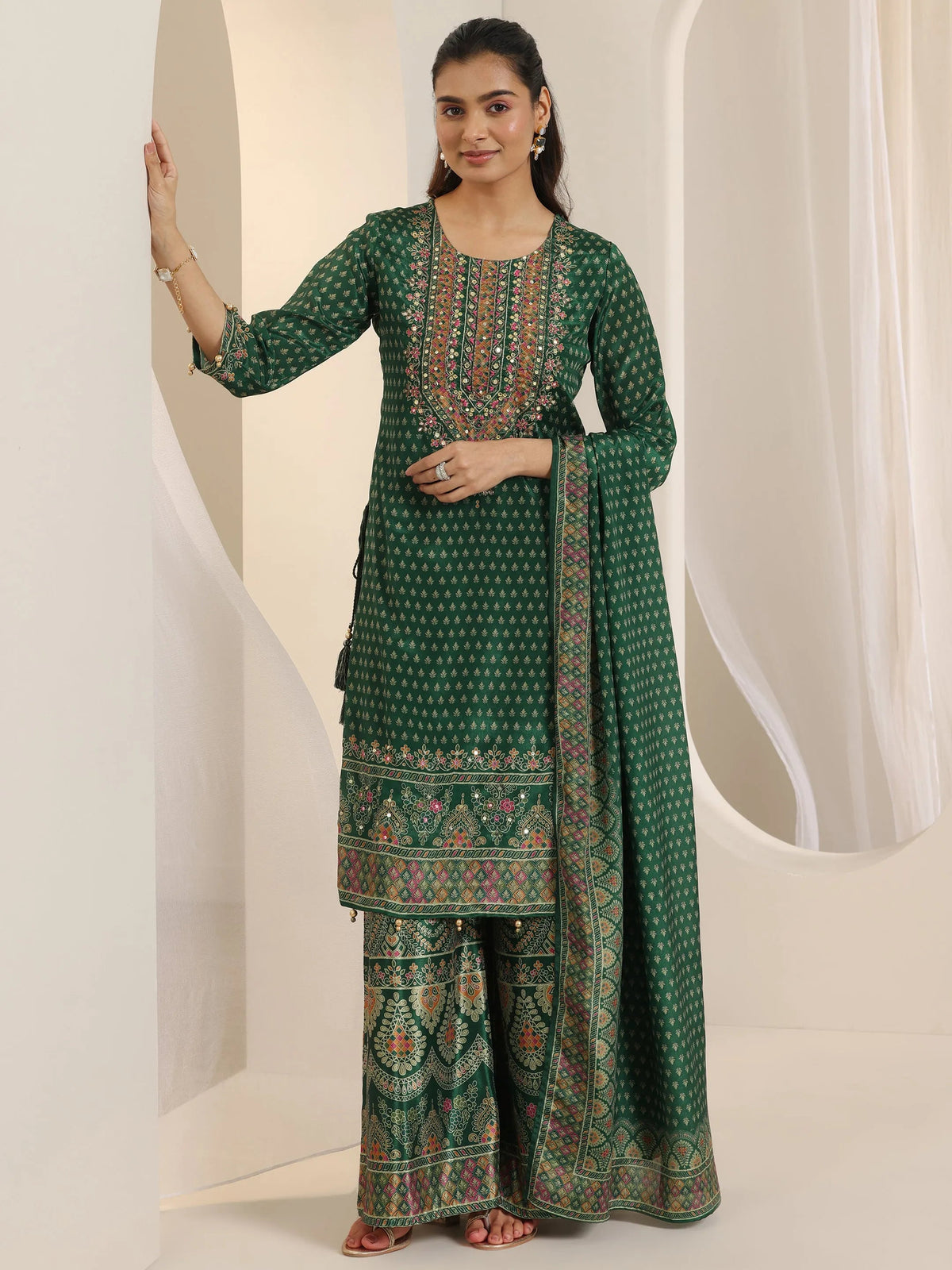 Libas Green Printed Chinon Straight Suit Set With Dupatta