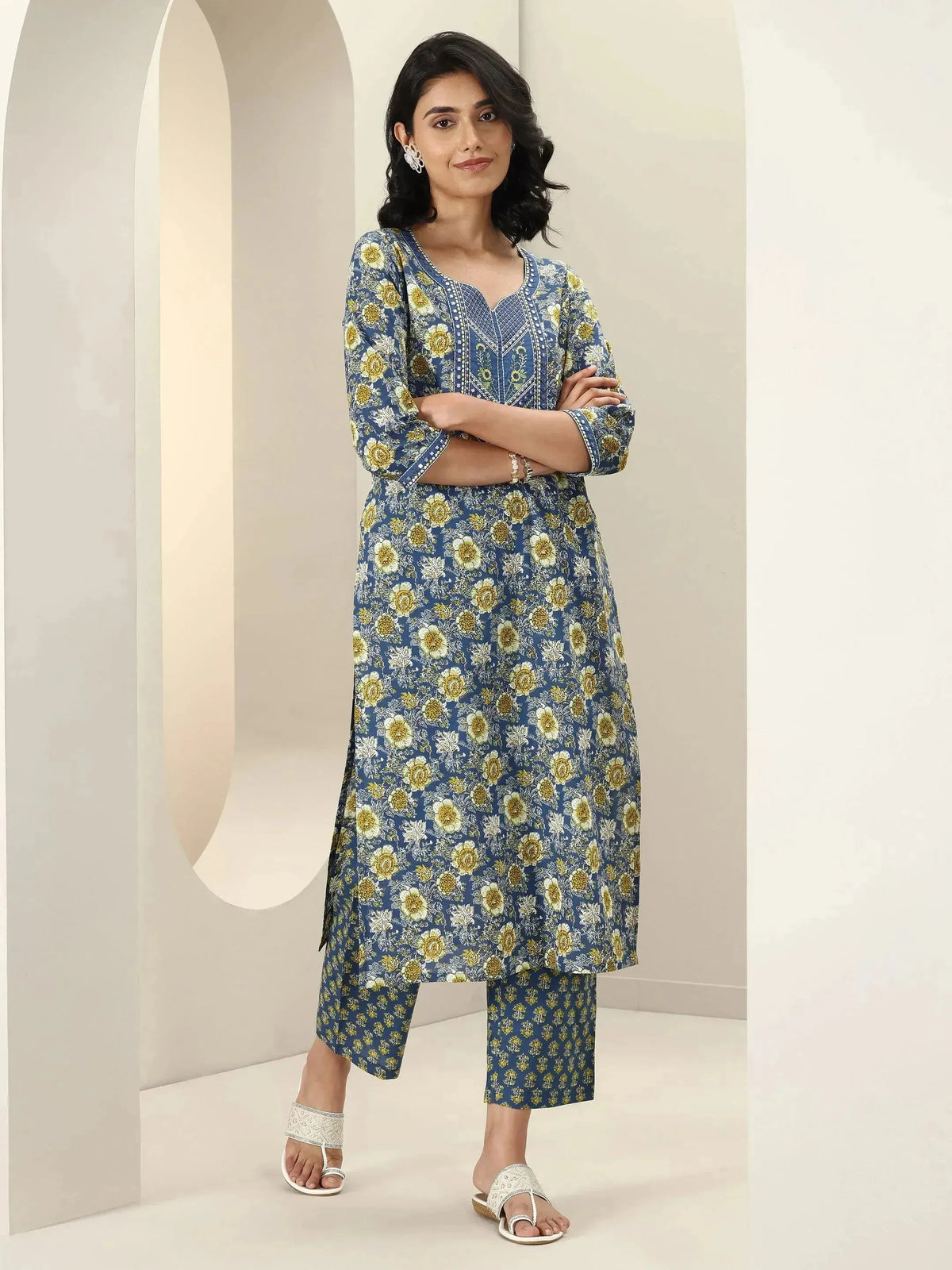 Libas Blue Printed Cotton Straight Suit Sets With Dupatta
