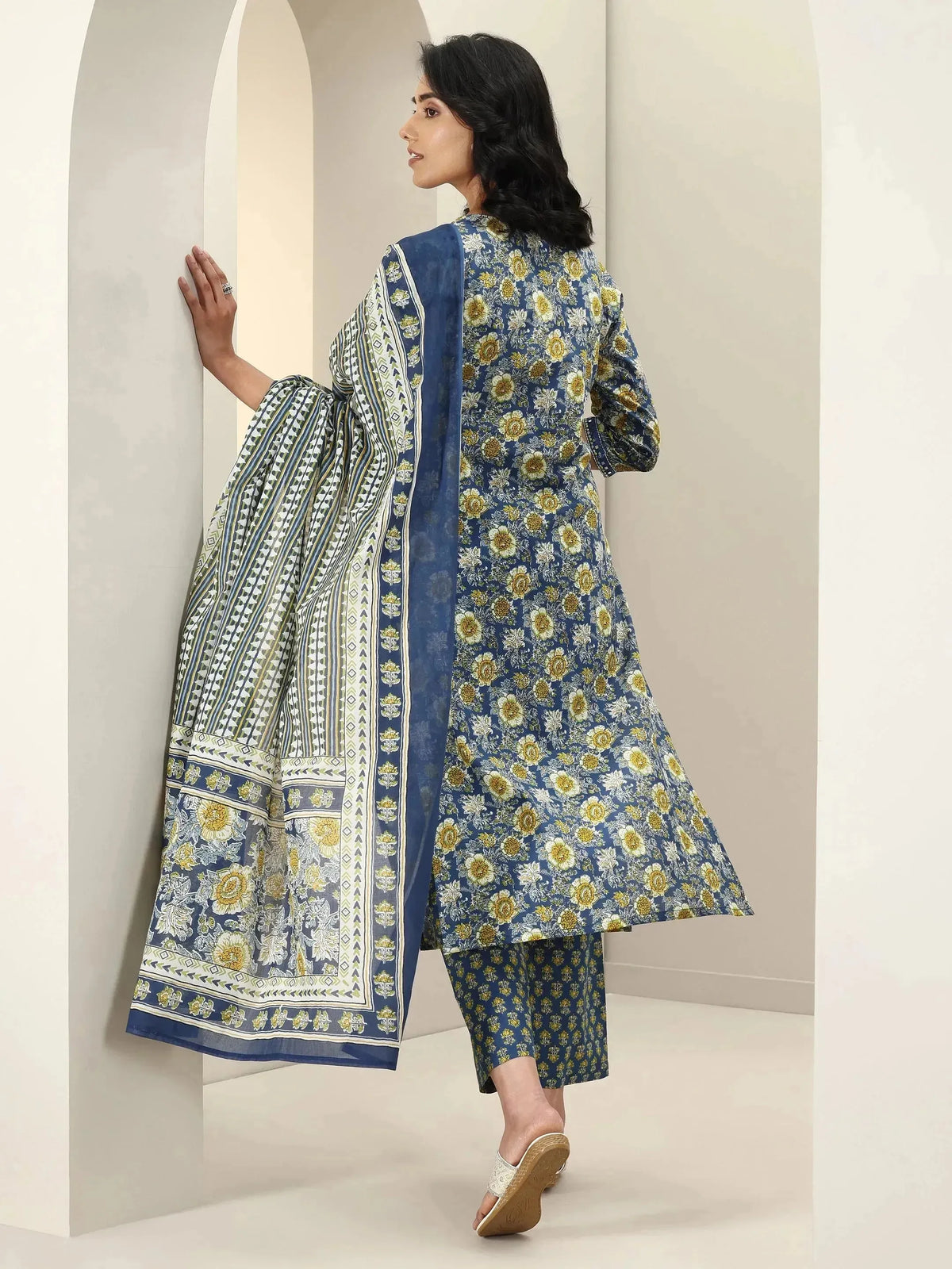 Libas Blue Printed Cotton Straight Suit Sets With Dupatta