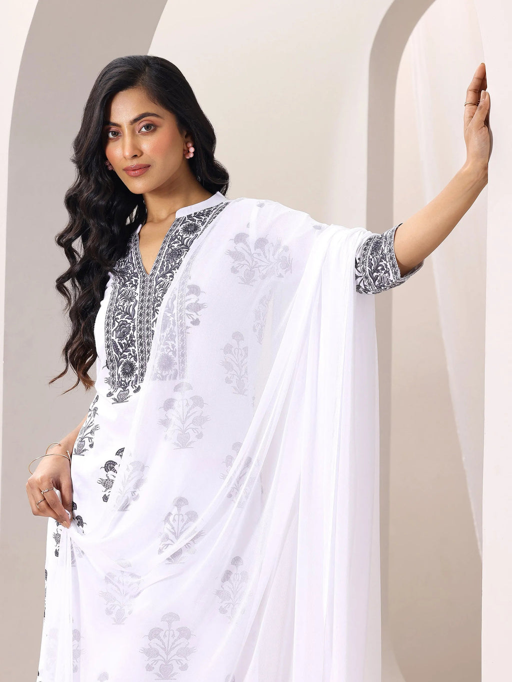 Libas White Printed Cotton Blend Straight Suit Set With Dupatta