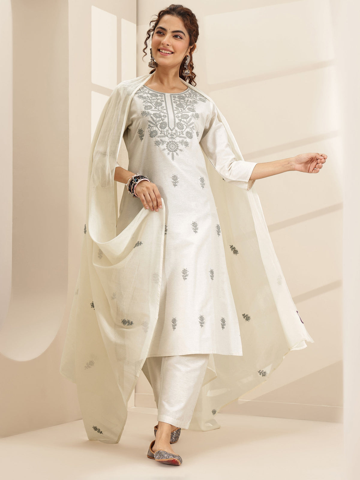 Libas White Embroidered Cotton Blend Straight Suit Sets With Dupatta