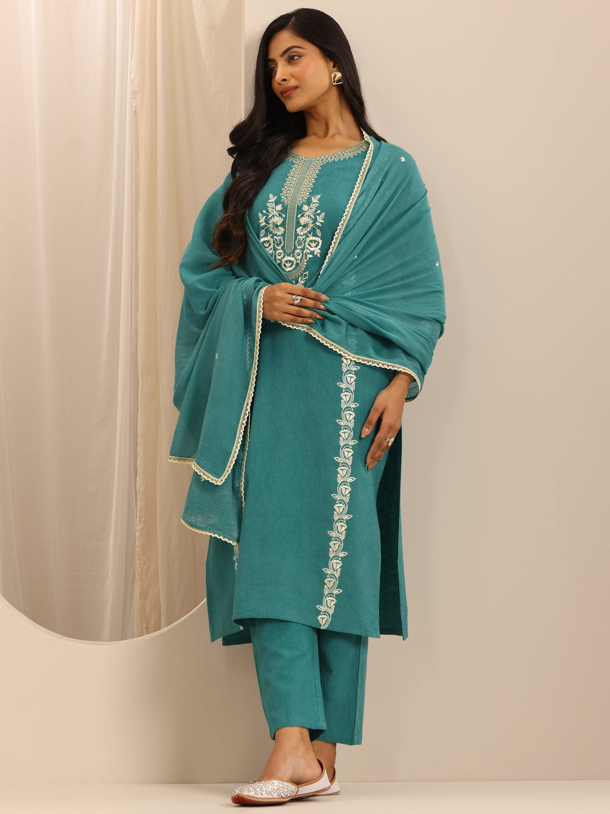 Libas Green Embroidered Cotton Blend Straight Suit Set With Dupatta