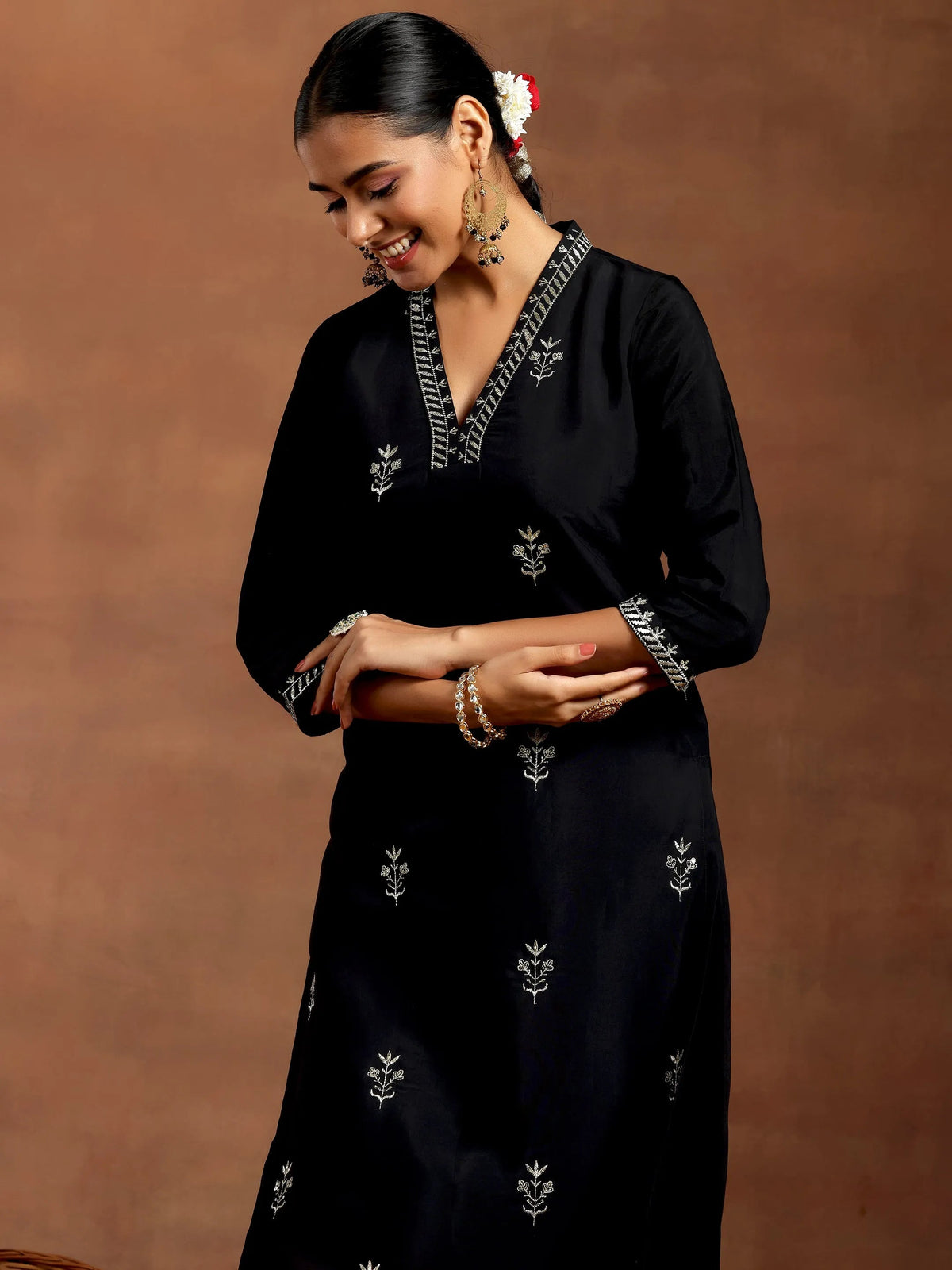 Gerua Black Embroidered Silk Blend Straight Suit With Dupatta