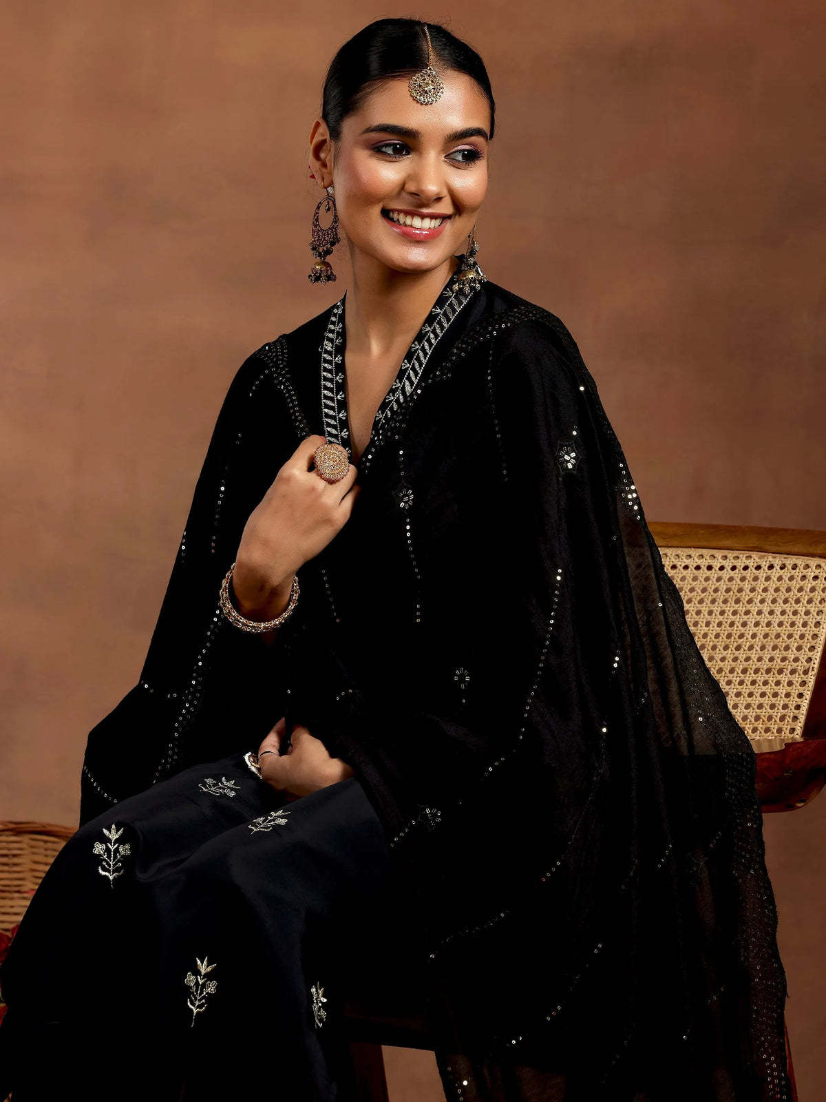 Gerua Black Embroidered Silk Blend Straight Suit With Dupatta