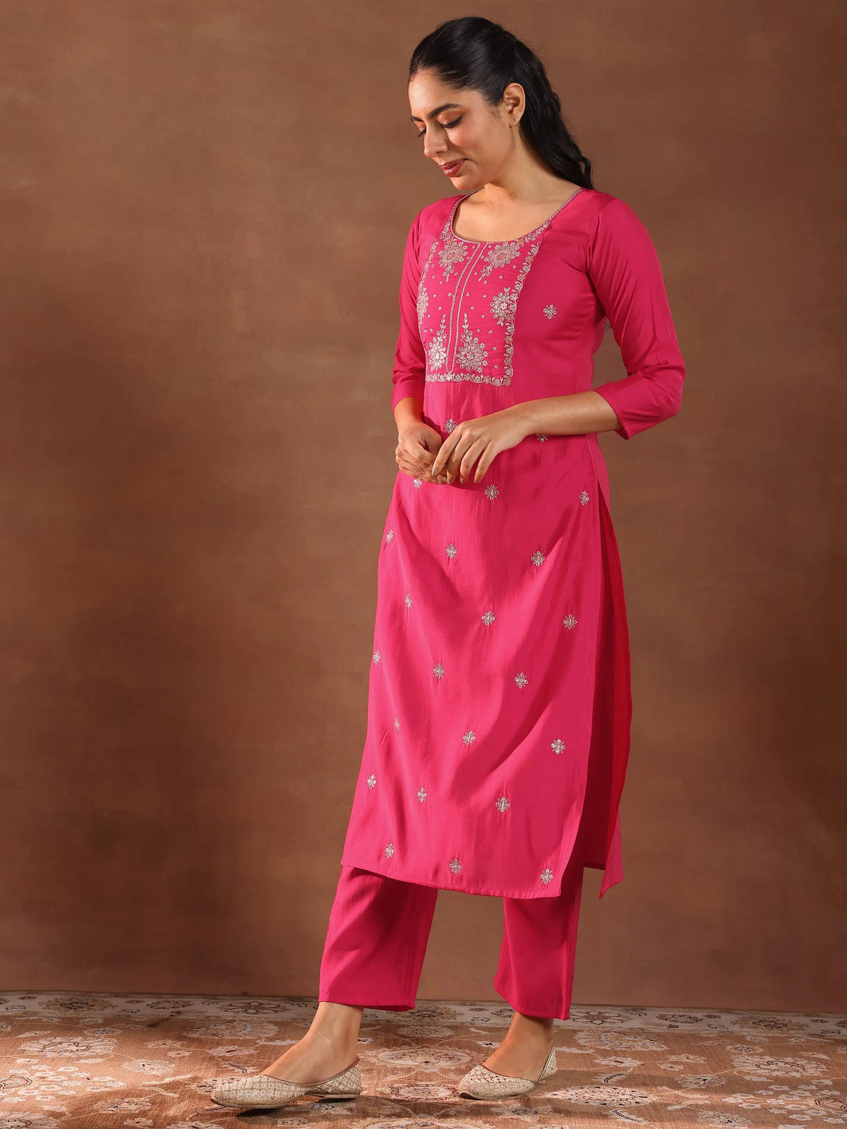 Gerua Pink Embroidered Silk Blend Straight Suit With Dupatta
