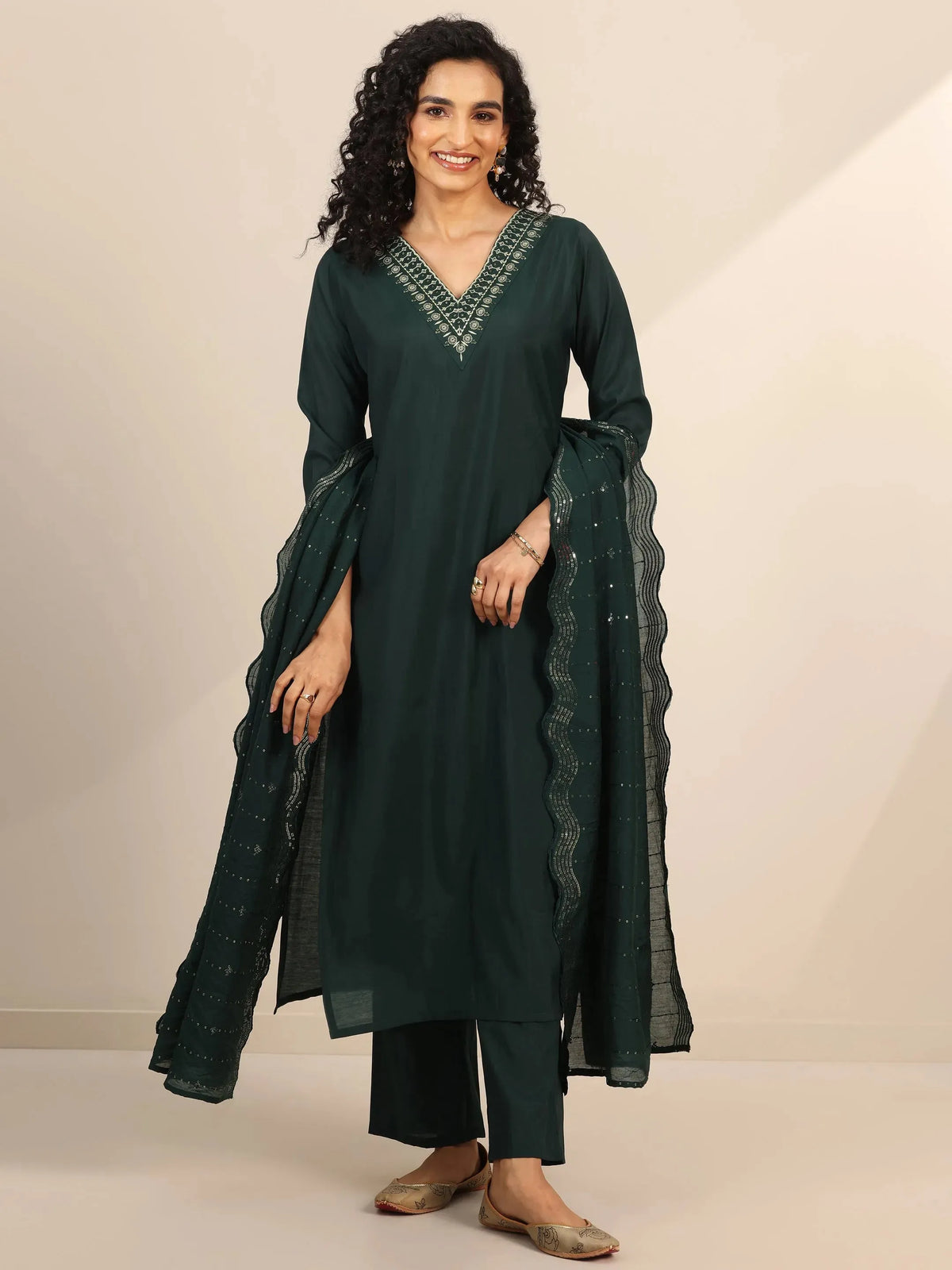 Gerua Teal Yoke Design Silk Blend Straight Suit With Dupatta