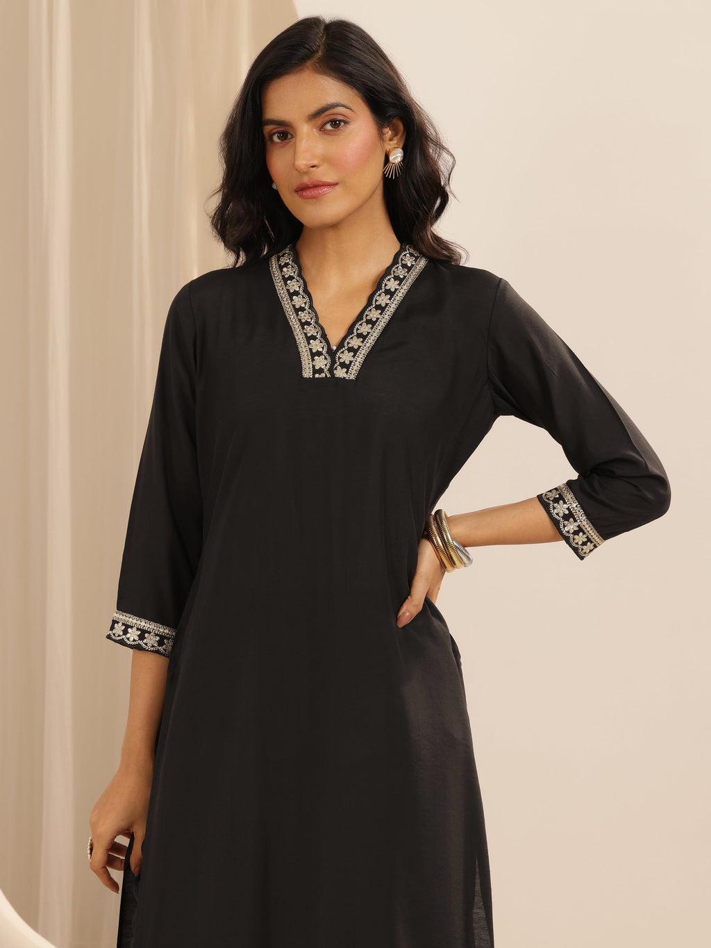Gerua Black Solid Silk blend Straight Suit Set With Dupatta