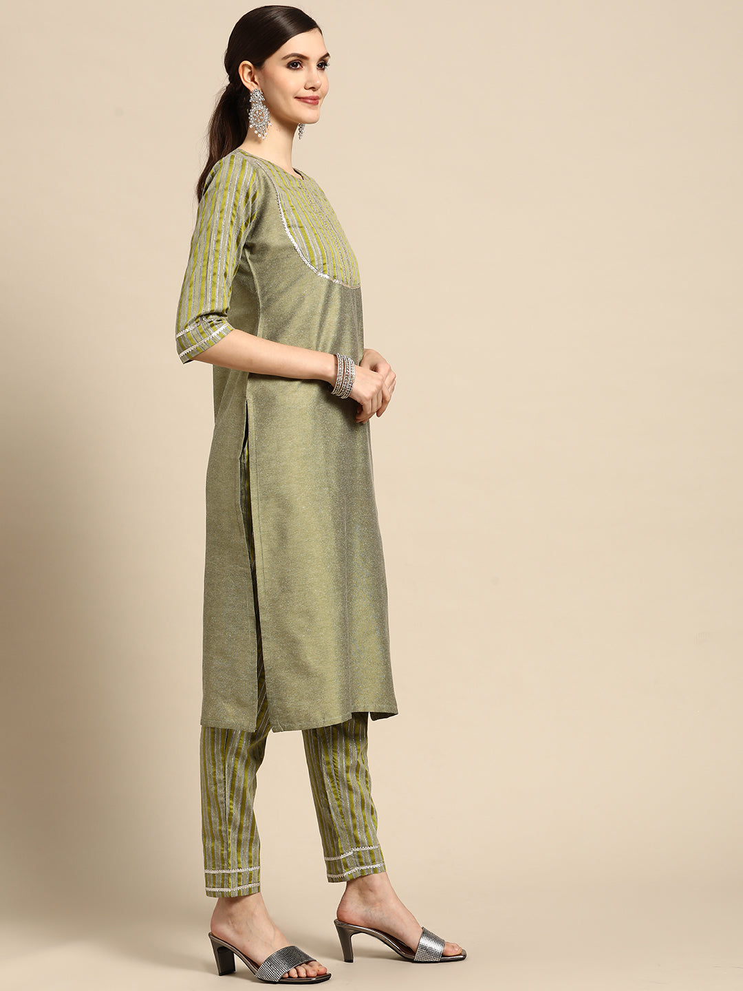 Gerua Green Yoke Design Cotton Blend Suit Set