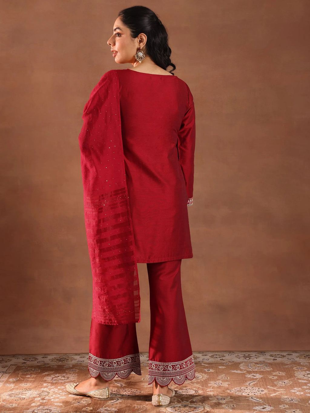 Gerua Red Embroidered Silk Blend Straight Suit Set With Dupatta
