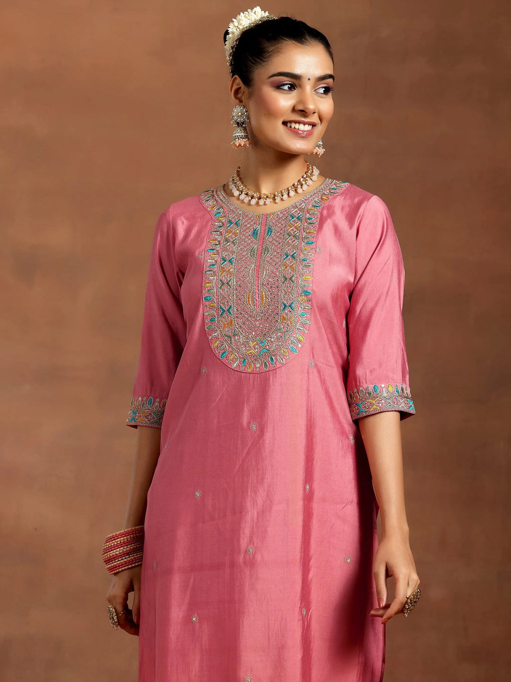 Gerua Peach Embroidered Silk Blend Straight Suit With Dupatta