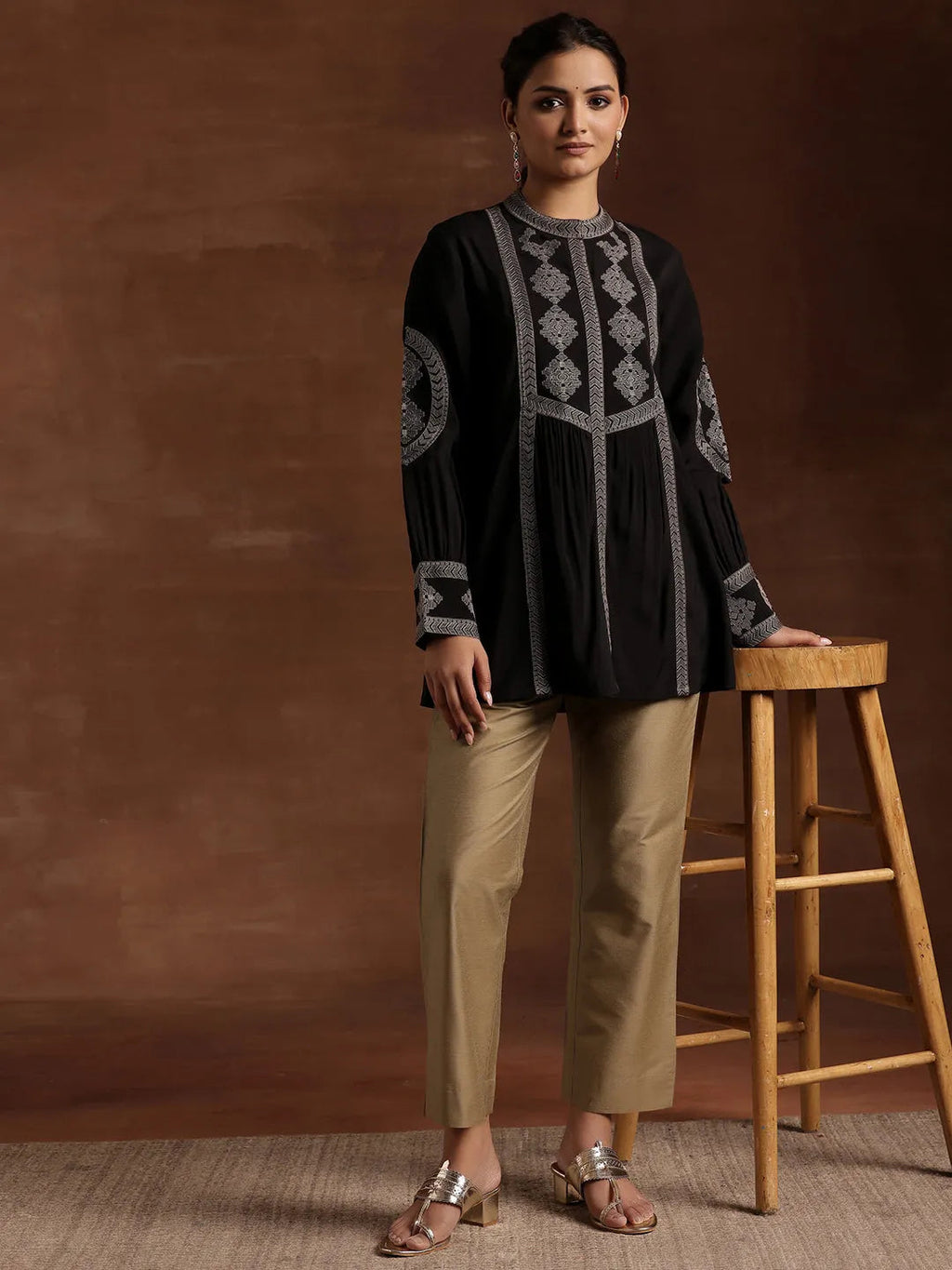 Libas Gold Solid Silk Trousers