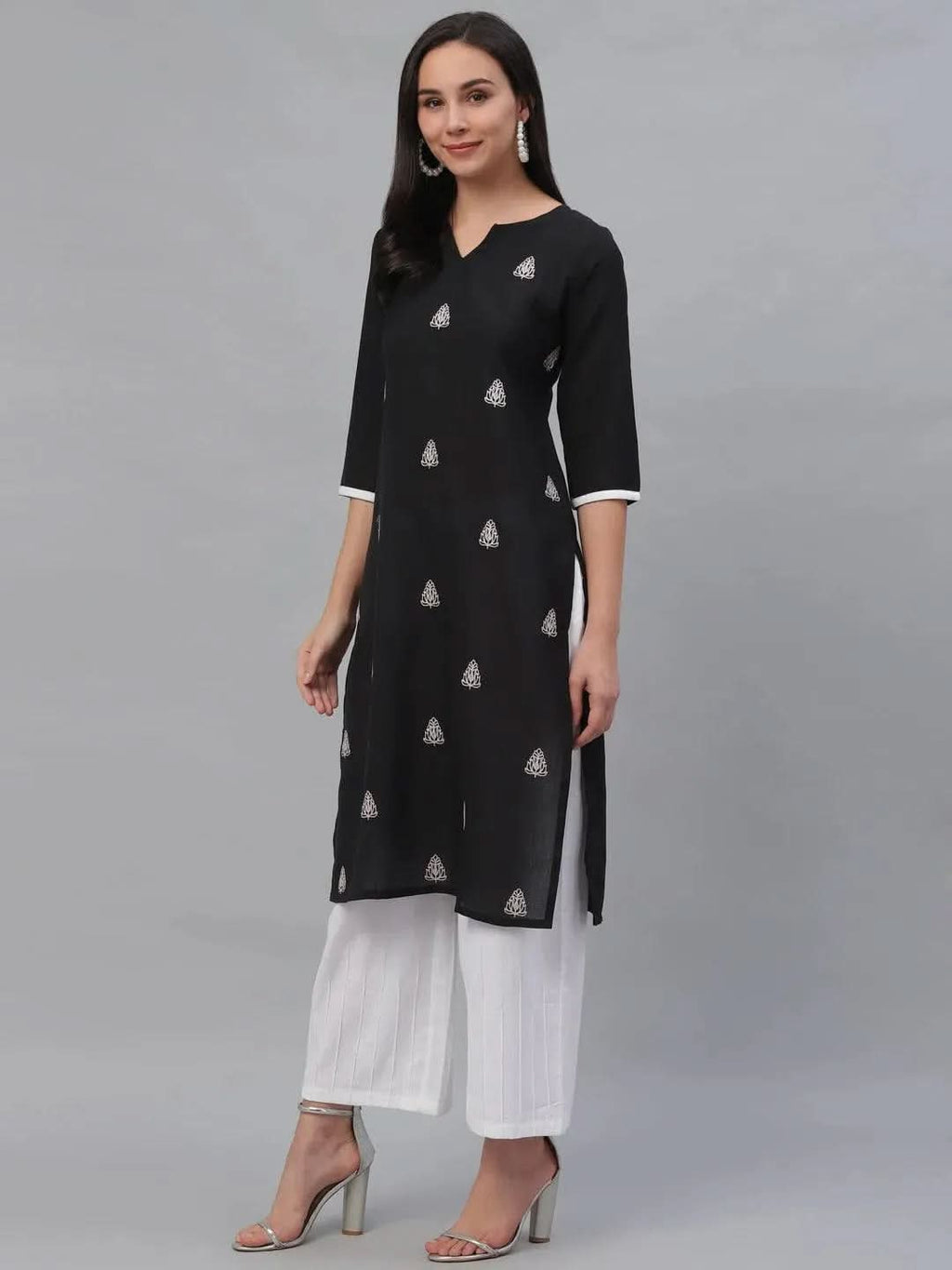 Libas Black Embroidered Rayon Kurta
