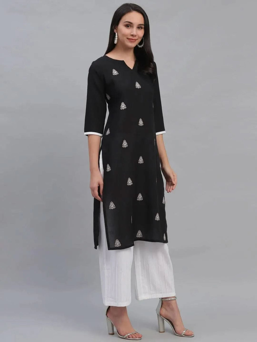 Libas Black Embroidered Rayon Kurta
