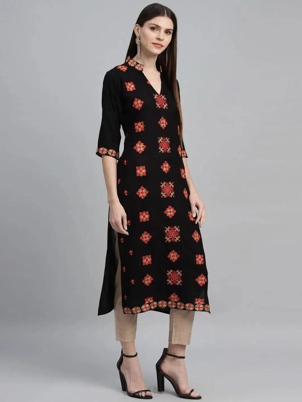 Libas Black Embroidered Rayon Kurta