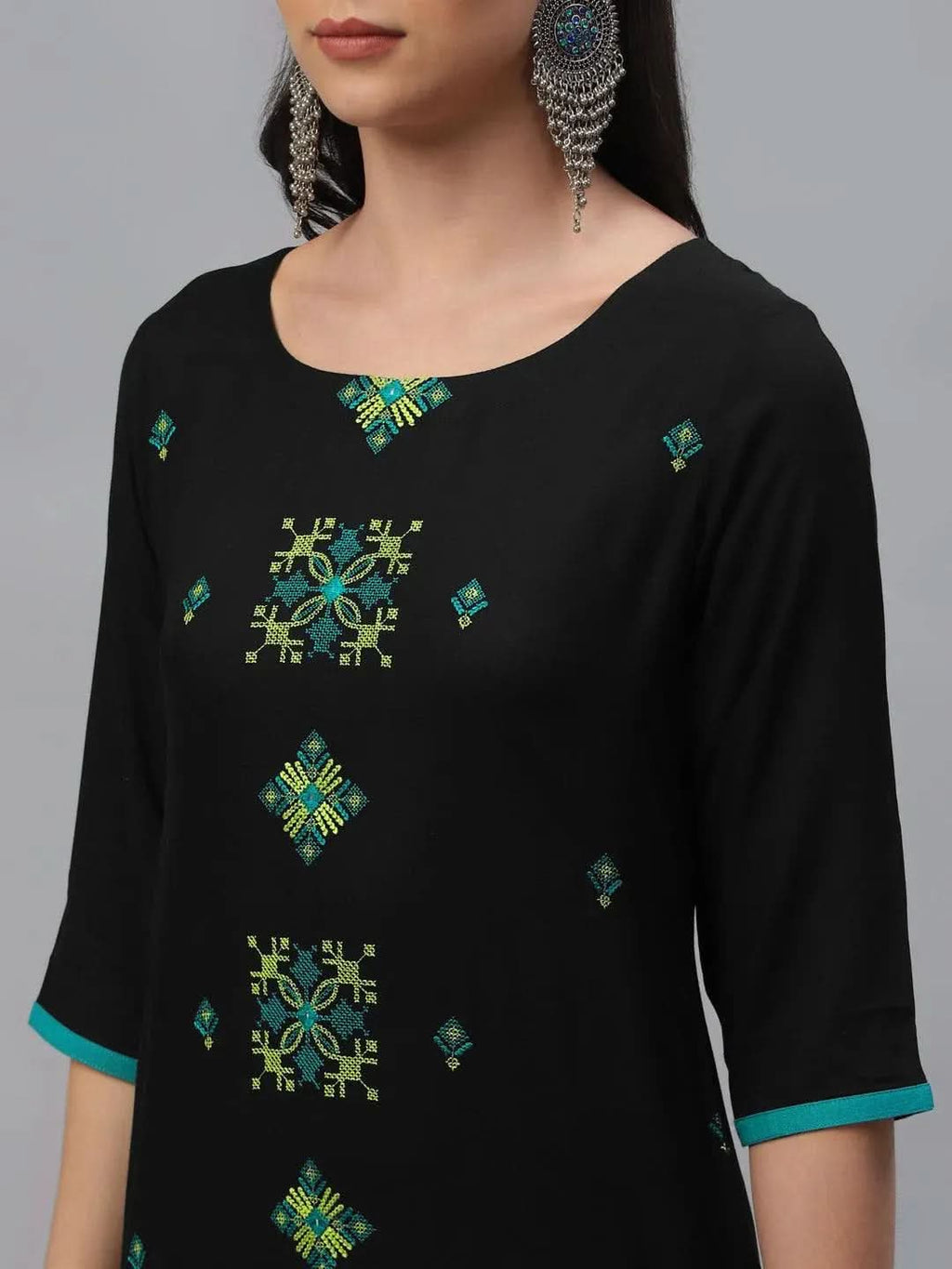 Libas Black Embroidered Rayon Kurta