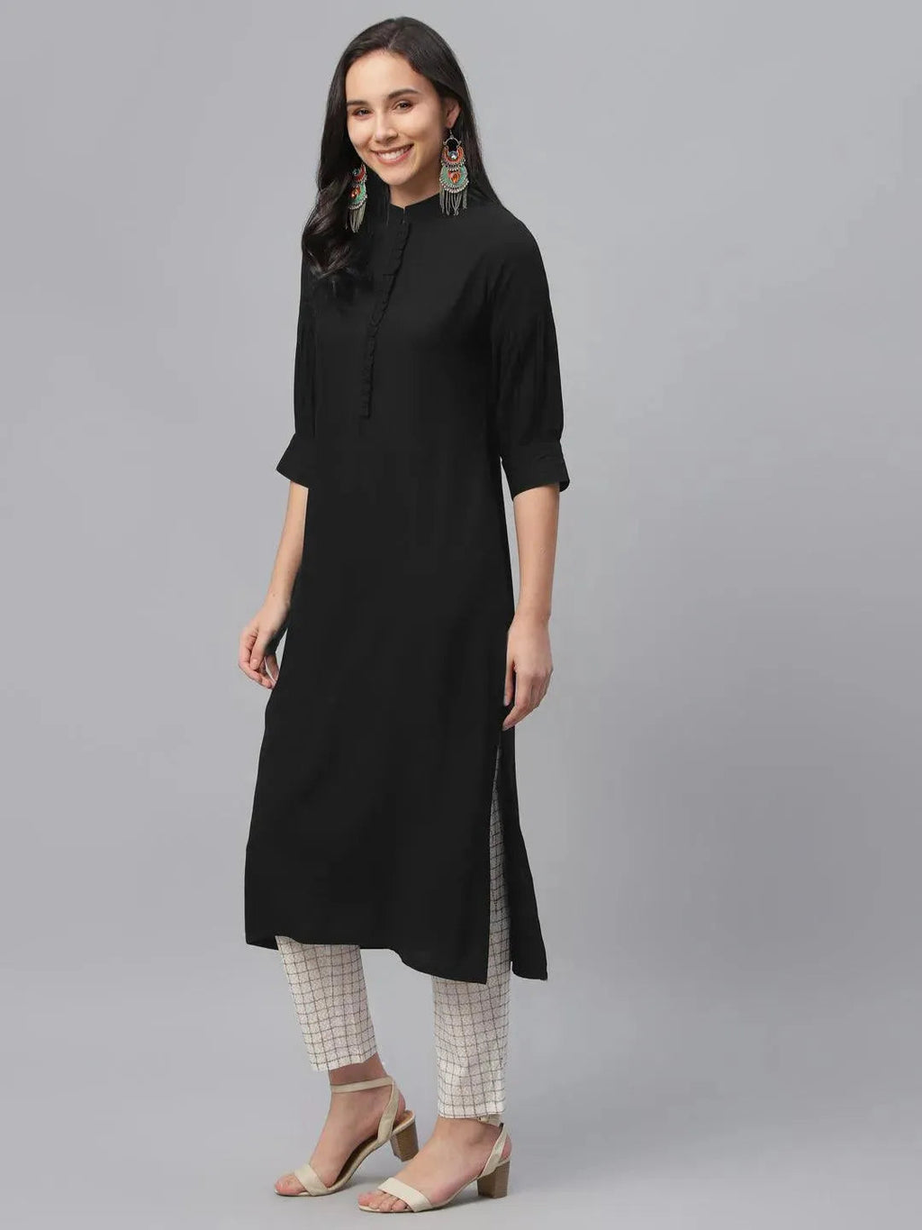 Libas Black Solid Rayon Kurta