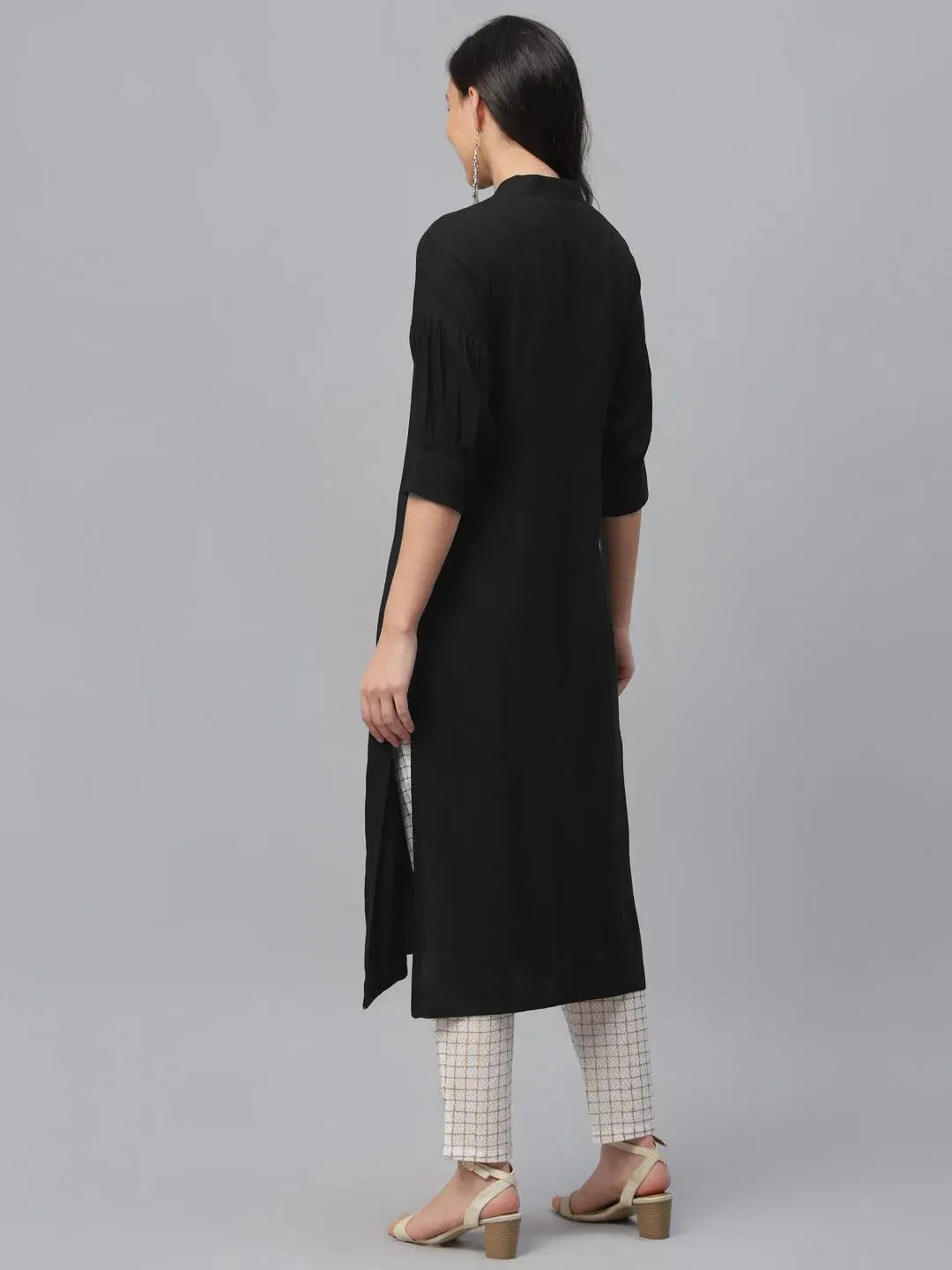 Libas Black Solid Rayon Kurta