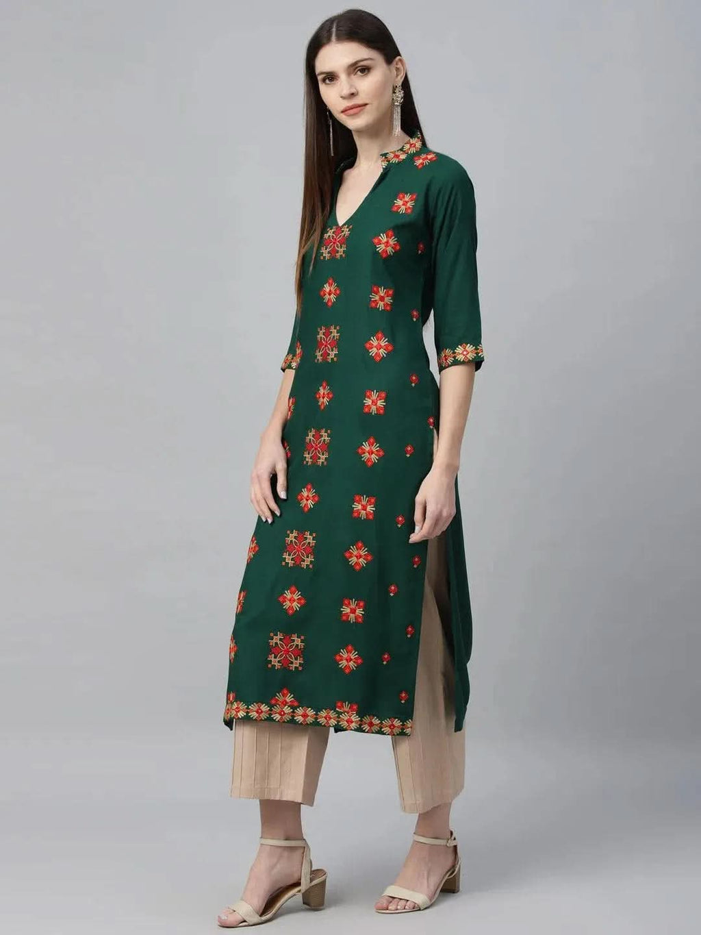 Libas Green Embroidered Rayon Kurta