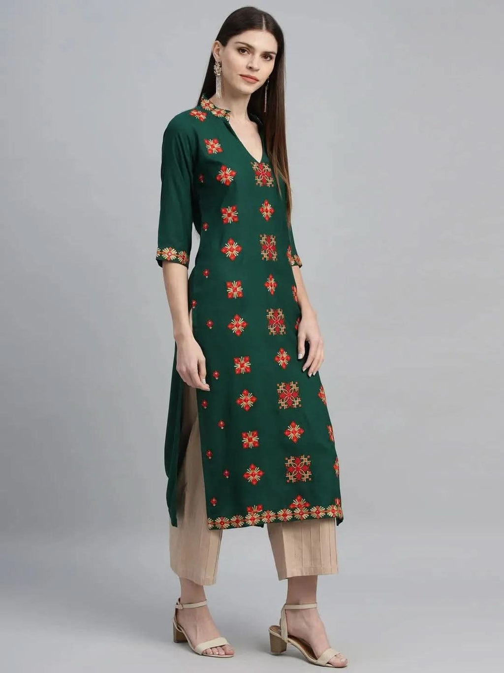 Libas Green Embroidered Rayon Kurta