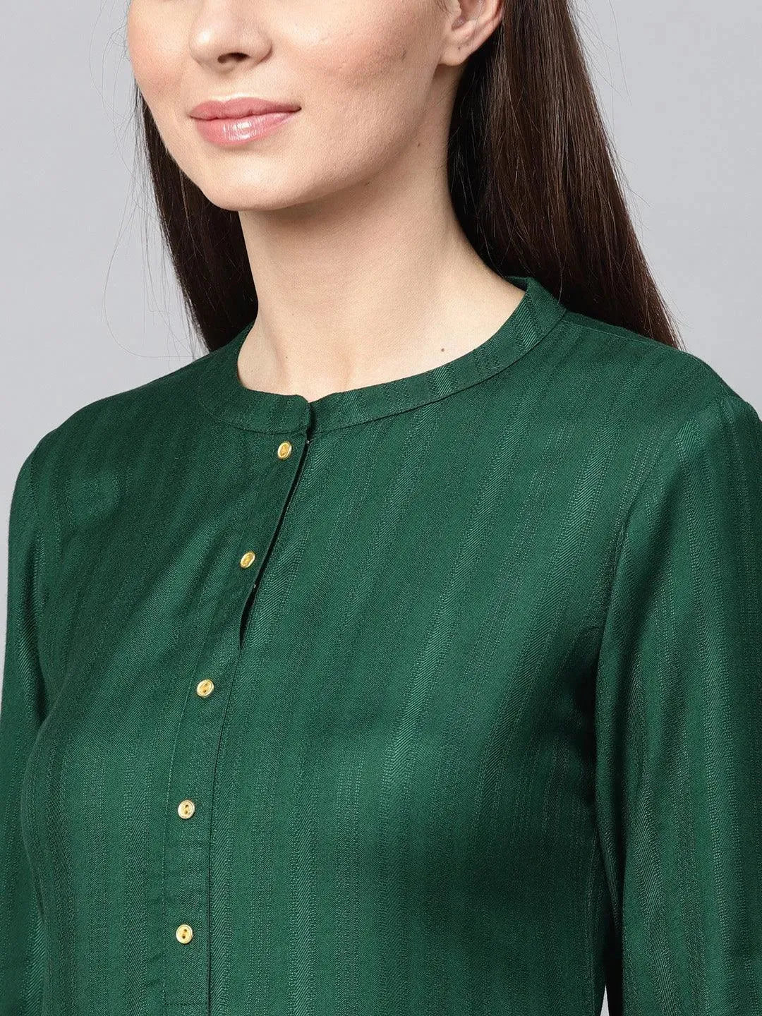 Libas Green Solid Rayon Kurta