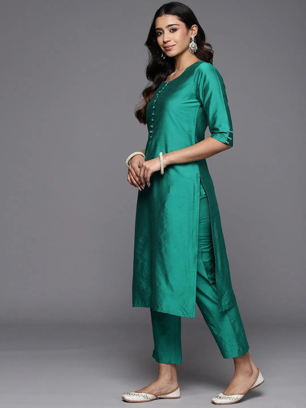 Gerua Green Solid Silk Blend Straight Suit With Dupatta