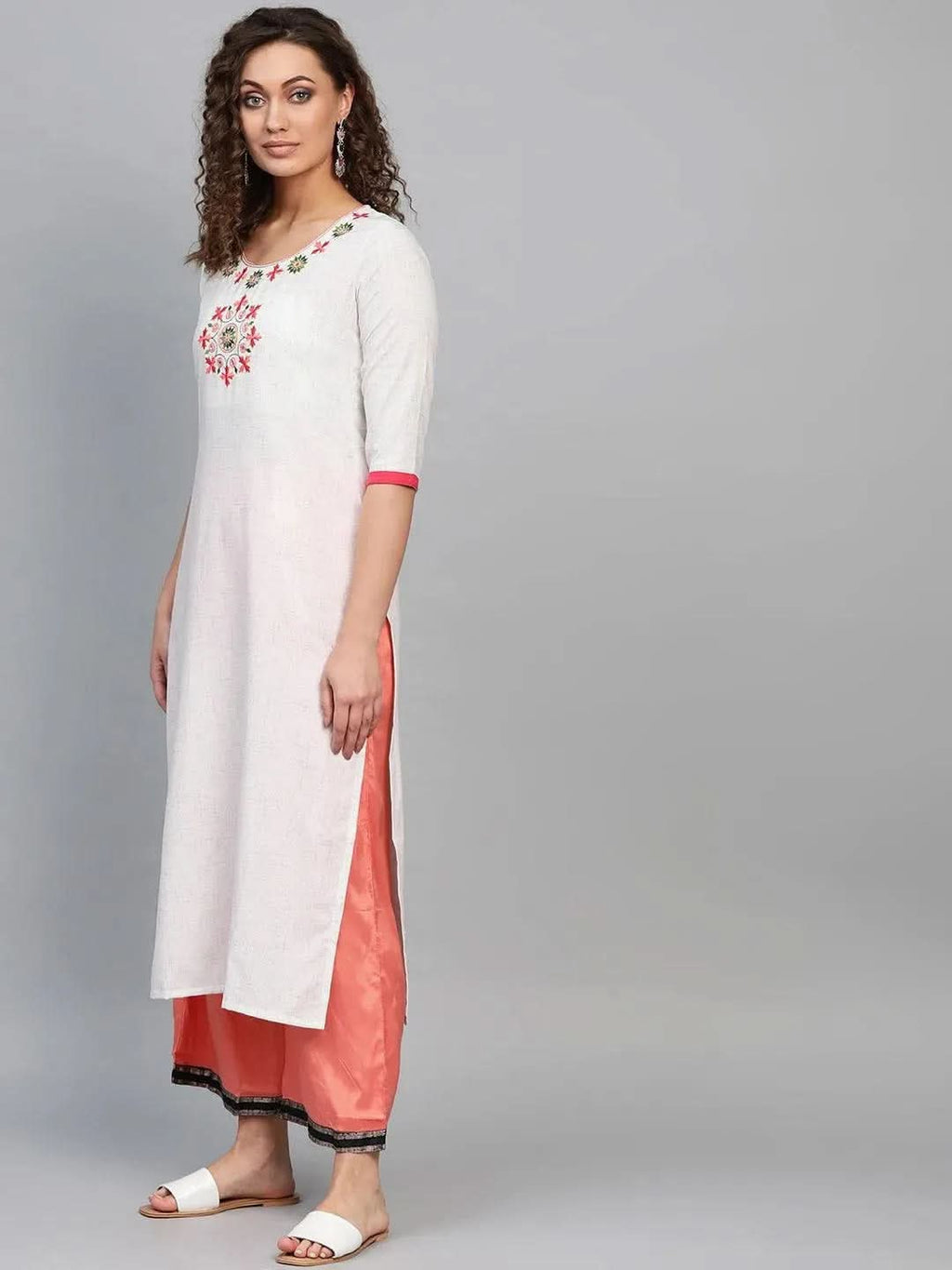 Libas White Embroidered Cotton Kurta
